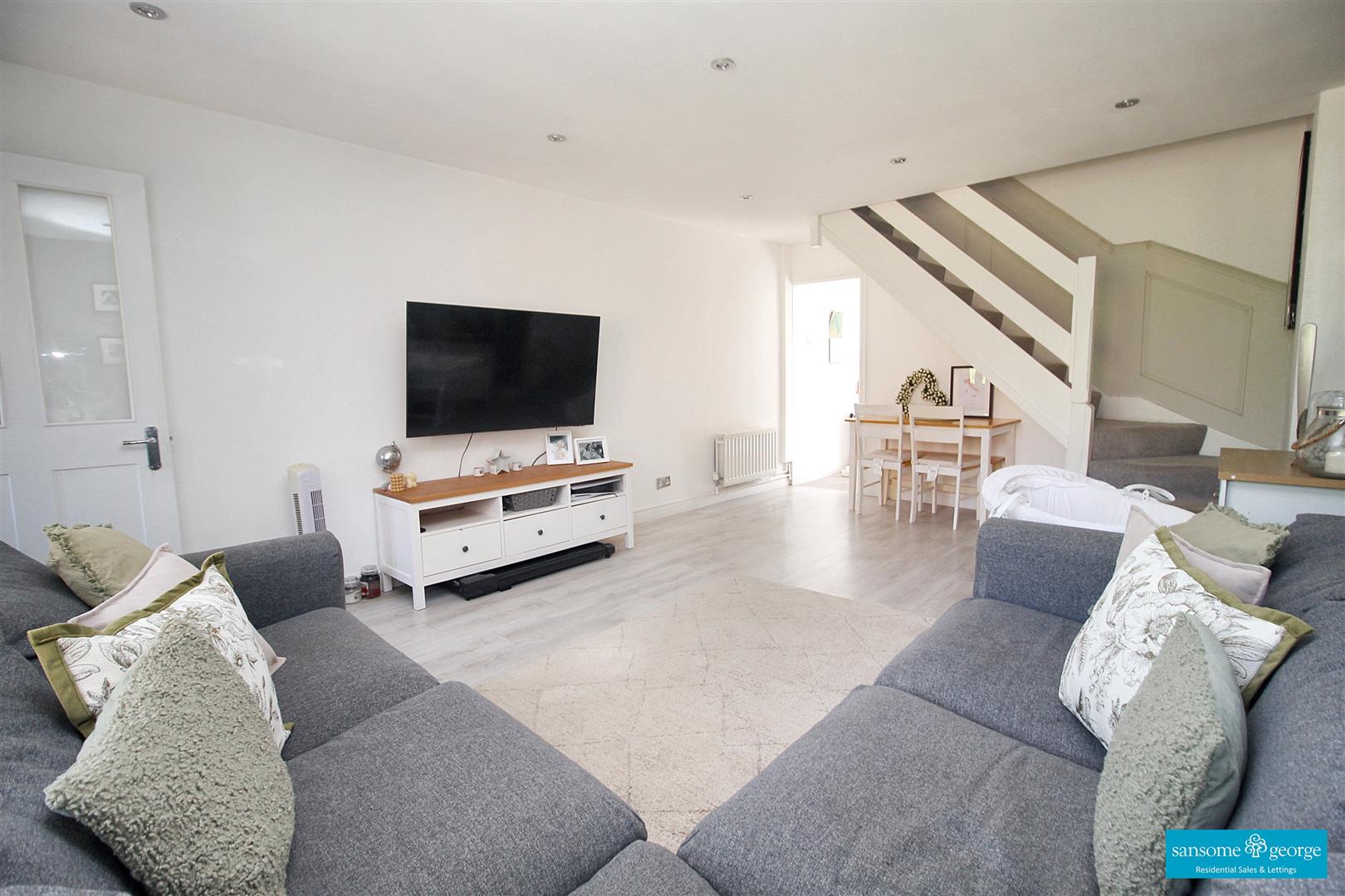 Warbreck Drive, Tilehurst, Reading